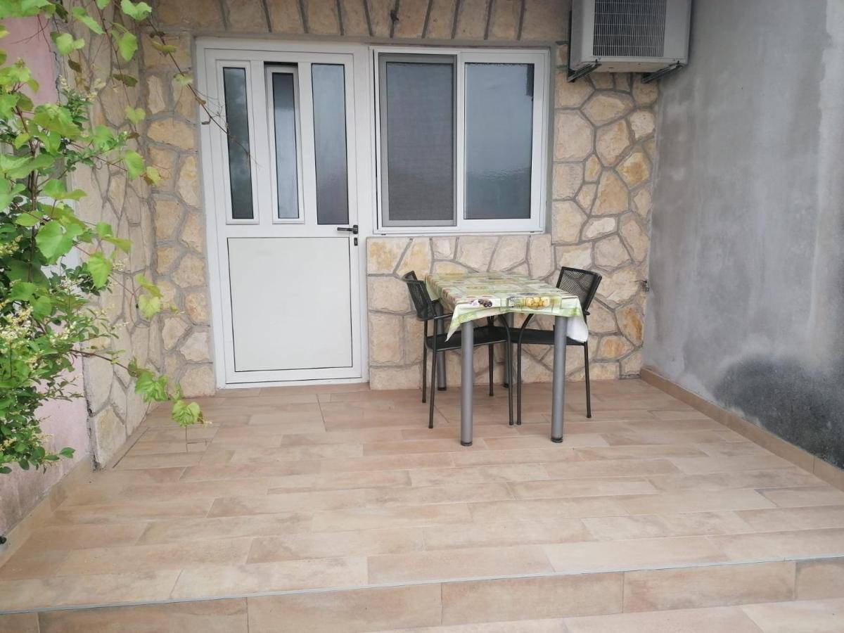 Apartments Piko2 Jelsa  Bagian luar foto