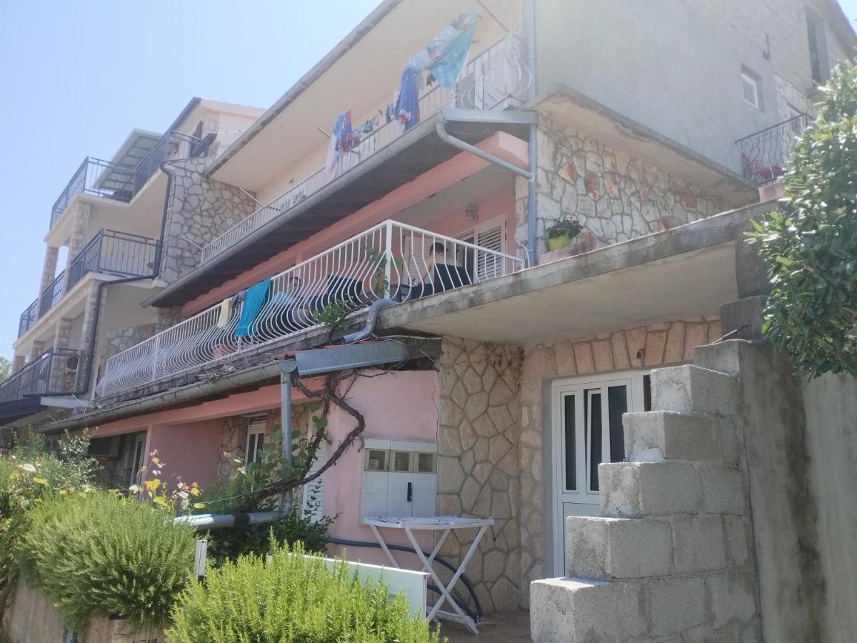 Apartments Piko2 Jelsa  Bagian luar foto